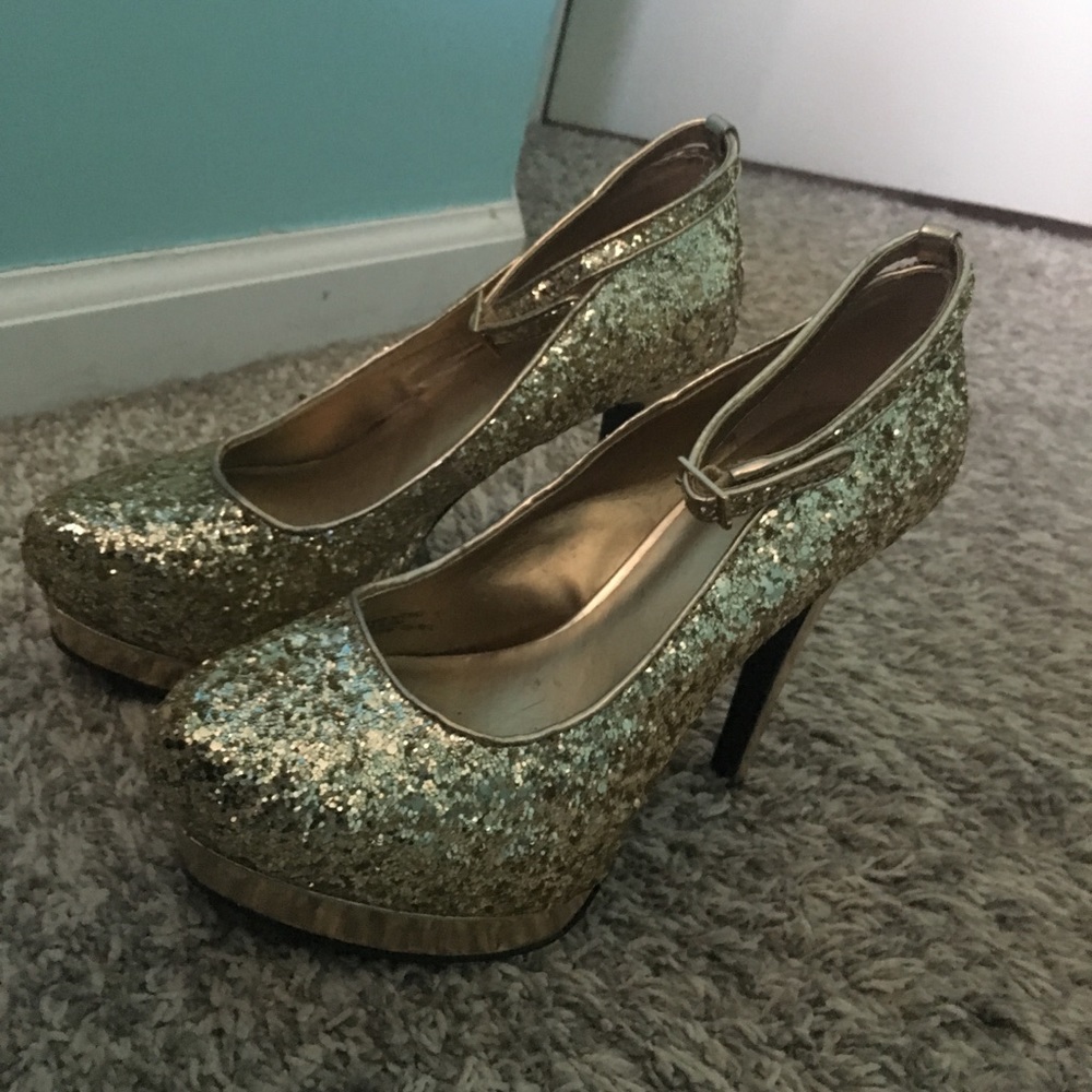 Gold sequined Mazzini Heels